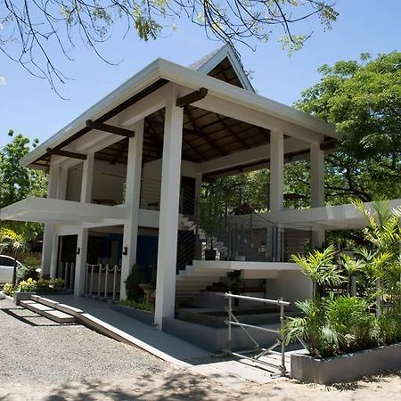 Karancho Beach House Lapu-Lapu City Eksteriør bilde