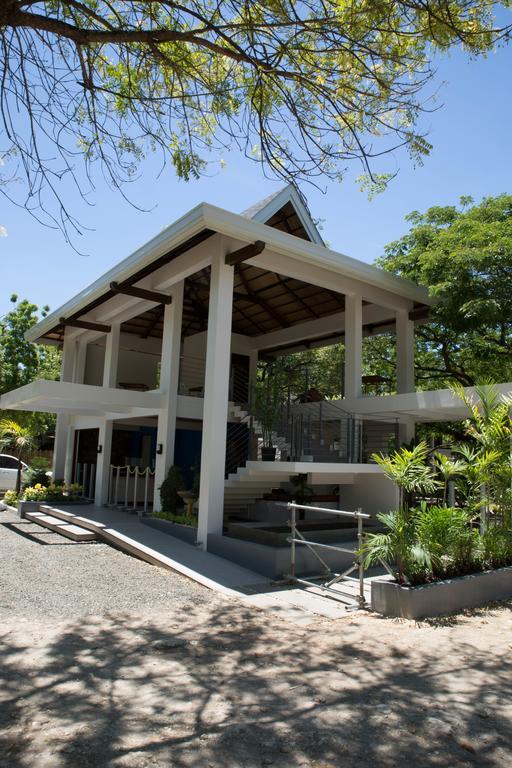 Karancho Beach House Lapu-Lapu City Eksteriør bilde